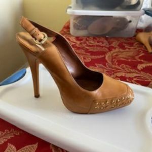 Used max studio shoes